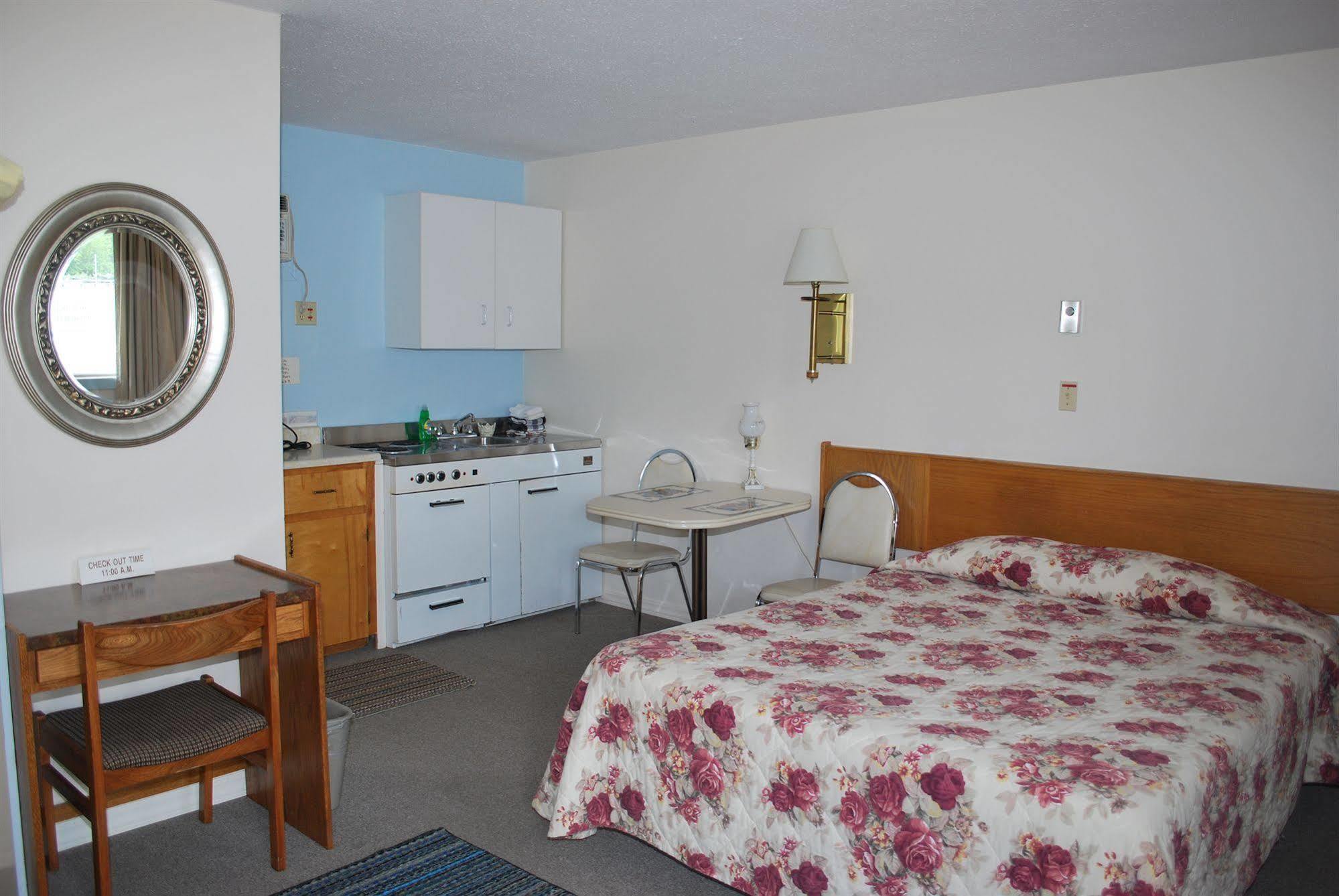 Sunset Motel Creston Exterior foto